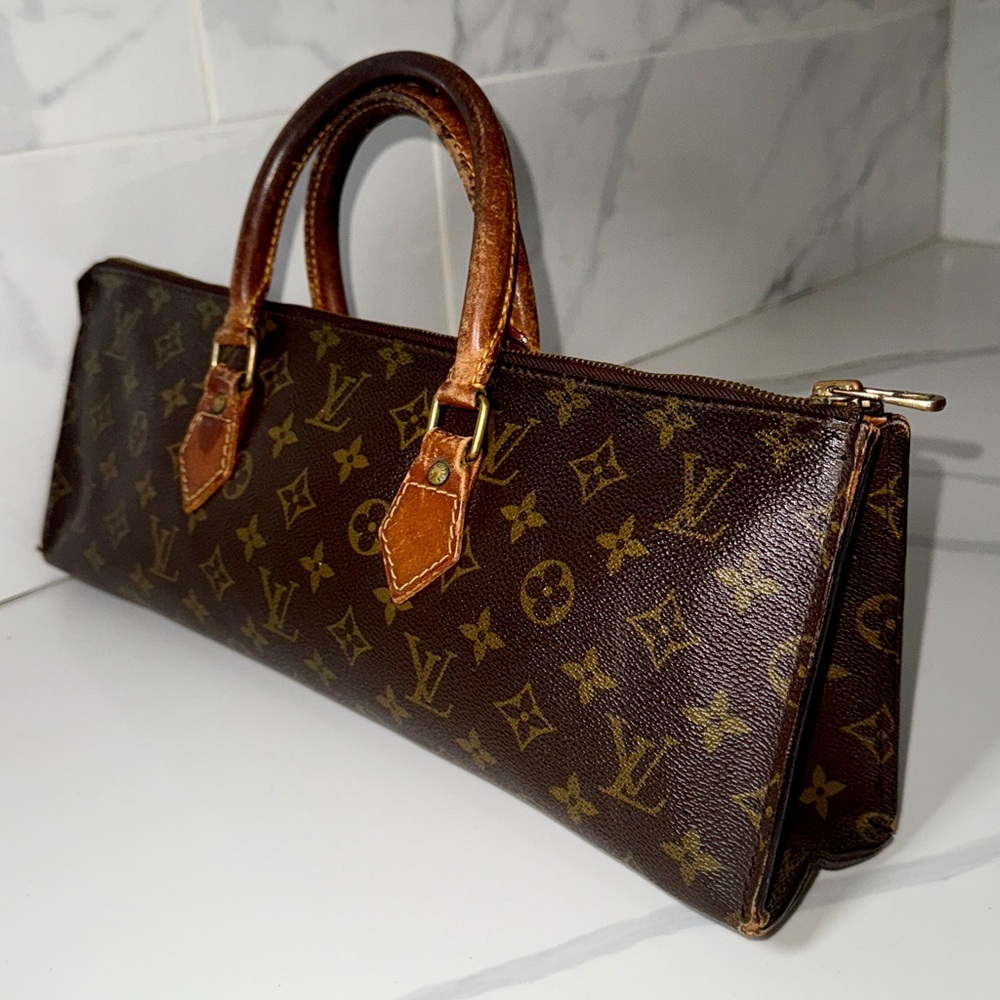 Auth Rare Louis Vuitton Monogram hand bag